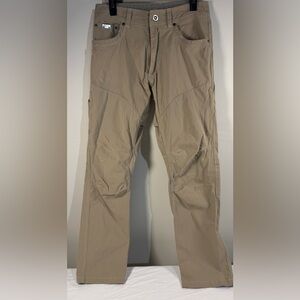 Kuhl pants men’s khaki vented hiking outdoors stretch articulated knees 30 x 32